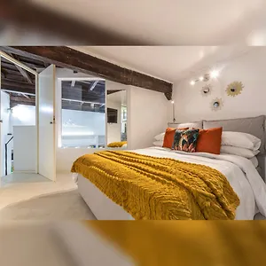 Labanca's Domus Navona Appartamento